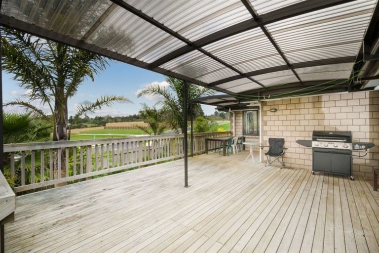 Photo of property in 22 Jezero Drive, Massey, Auckland, 0614