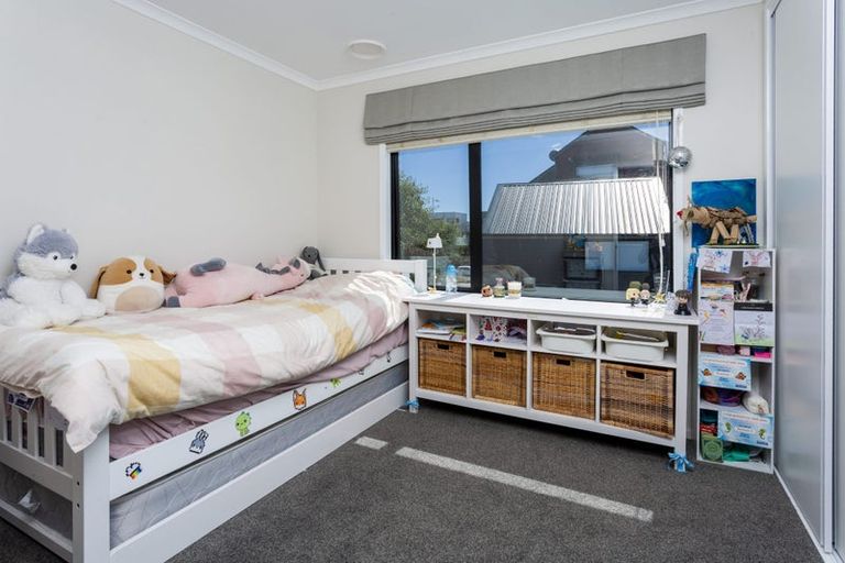 Photo of property in 2 Rarahu Road, Hobsonville, Auckland, 0616