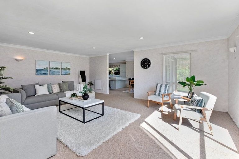 Photo of property in 92 Russley Drive, Mount Maunganui, 3116
