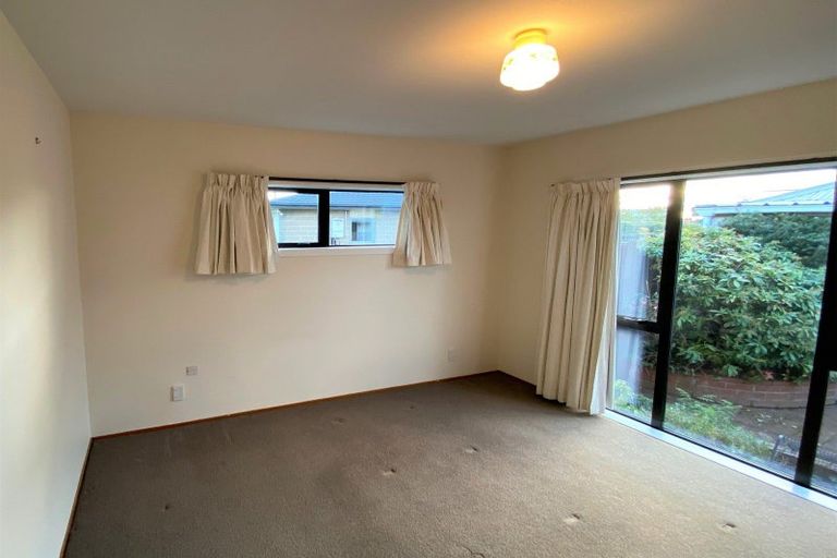 Photo of property in 2/16 Milton Street, Somerfield, Christchurch, 8024