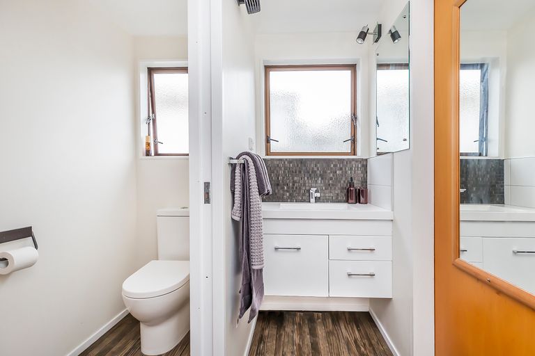 Photo of property in 80 Cortina Avenue, Johnsonville, Wellington, 6037