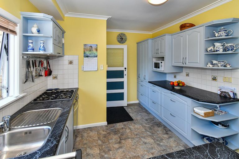 Photo of property in 45 Paerata Road, Pukekohe, 2120