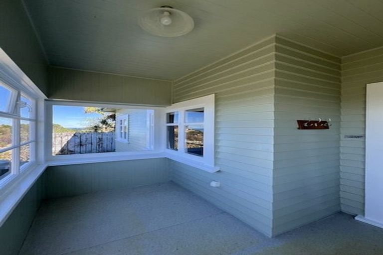 Photo of property in 168 The Ridgeway, Mornington, Wellington, 6021