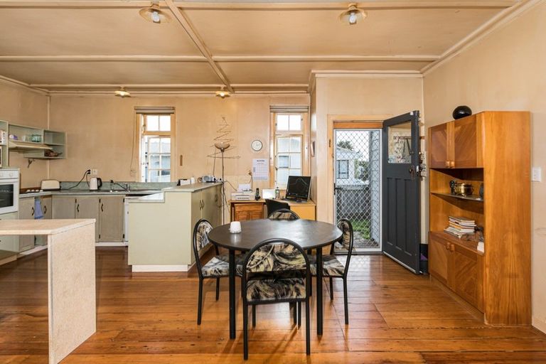 Photo of property in 17 Holt Place, Waipukurau, 4200