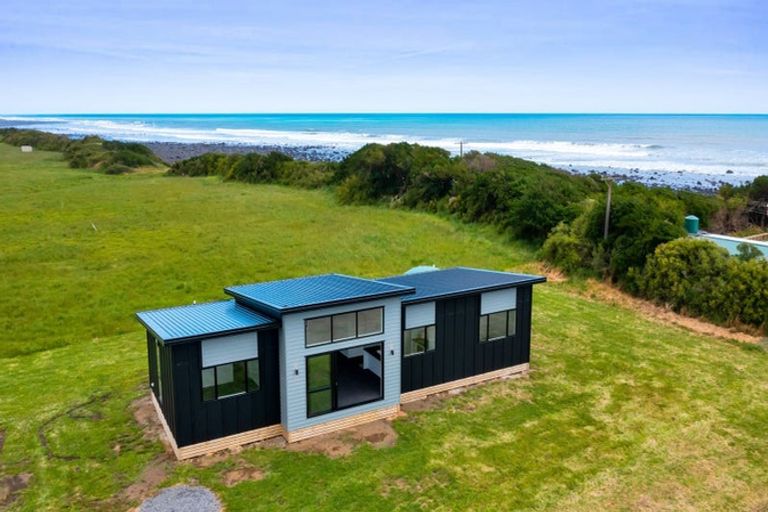 Photo of property in 387 Tipoka Road, Rahotu, Opunake, 4685