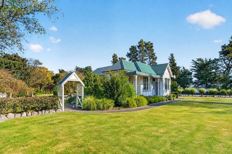 Photo of property in 52 Longwood Road, South Featherston, Featherston, 5771