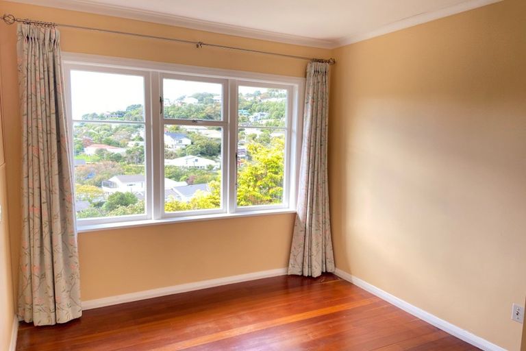 Photo of property in 1 Berrymead Way, Karori, Wellington, 6012