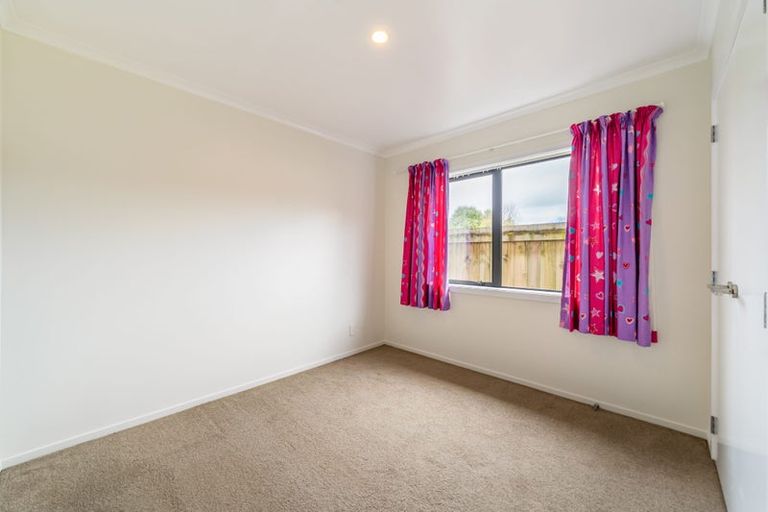 Photo of property in 75 Farmer Crescent, Taita, Lower Hutt, 5011