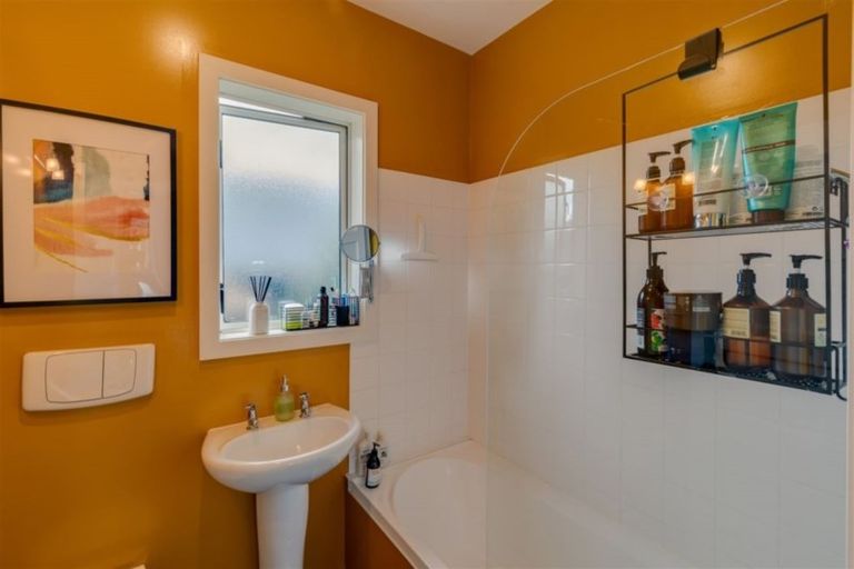 Photo of property in 264 Riverlaw Terrace, Saint Martins, Christchurch, 8022