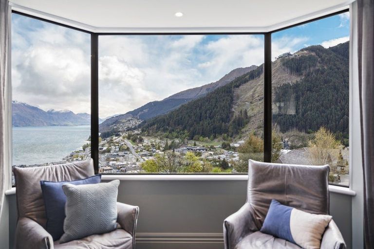Photo of property in 56c Kerry Drive, Queenstown, 9300