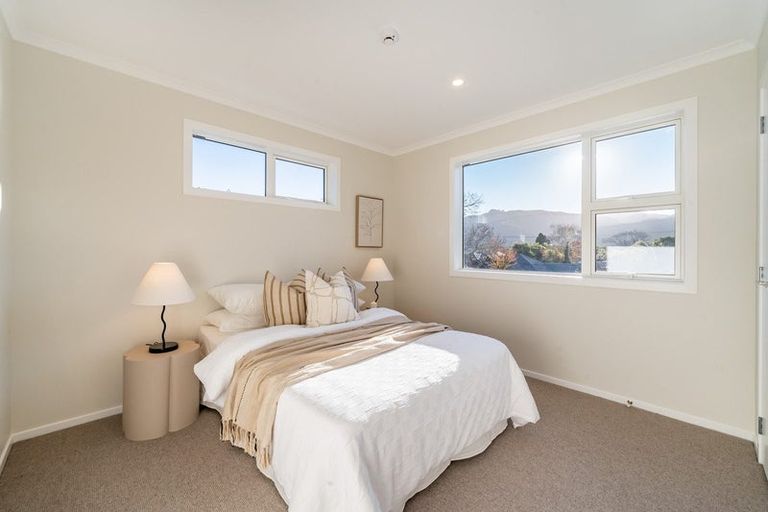 Photo of property in 70b Heretaunga Square, Silverstream, Upper Hutt, 5019