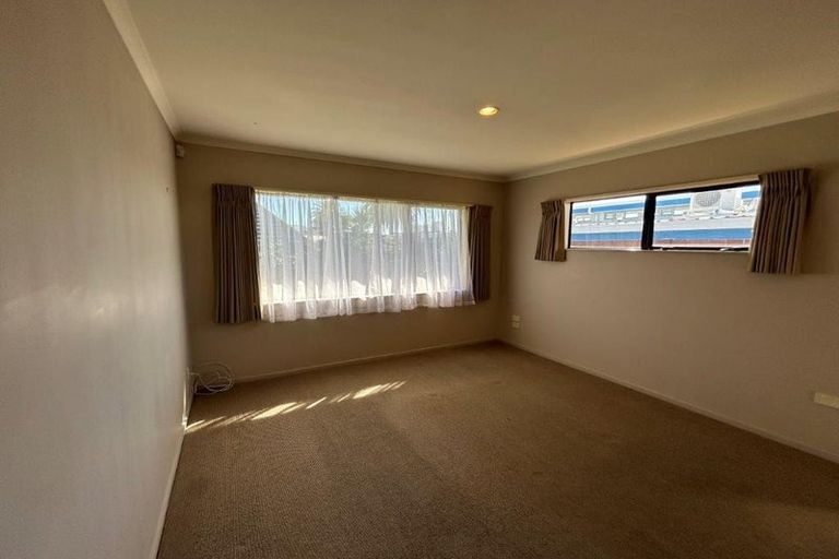 Photo of property in 19 Palm Springs Boulevard, Papamoa Beach, Papamoa, 3118