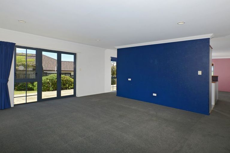 Photo of property in 16 Pebble Beach Boulevard, Te Kamo, Whangarei, 0112