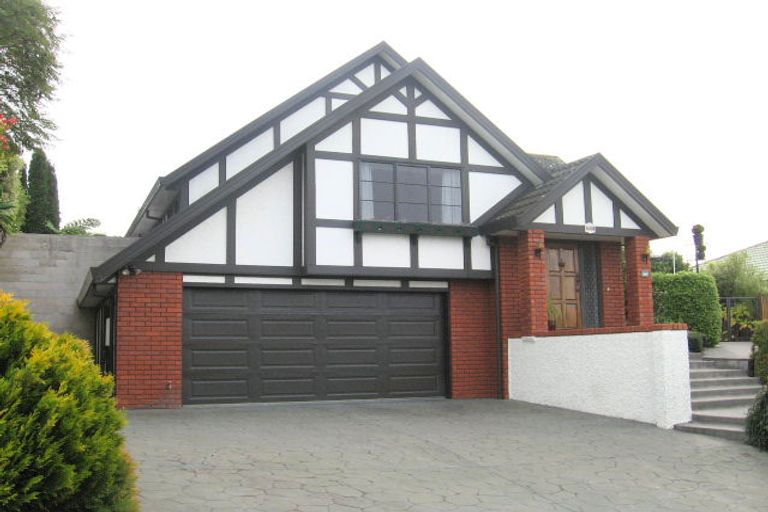 Photo of property in 78 Churchill Drive, Taradale, Napier, 4112