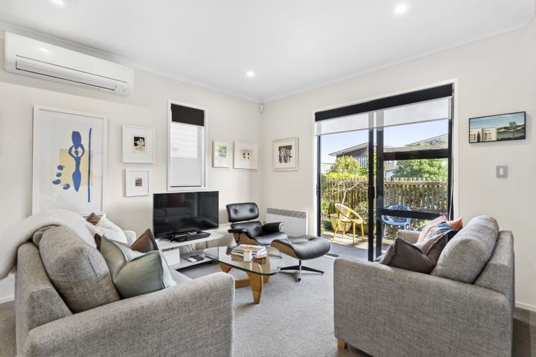 Photo of property in 11 Saltmarsh Road, Hobsonville, Auckland, 0616