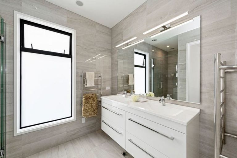 Photo of property in 154 Lakes Boulevard, Pyes Pa, Tauranga, 3112