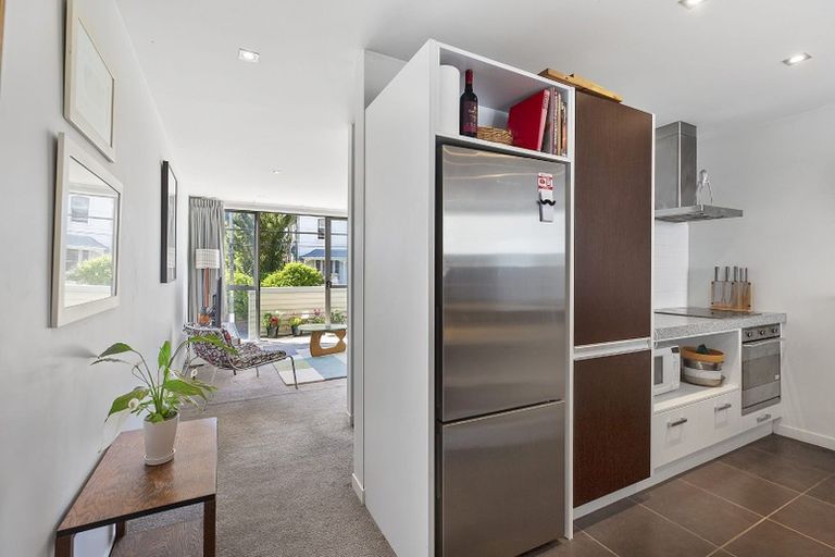 Photo of property in Altar Apartments, 11/120 Rintoul Street, Newtown, Wellington, 6021