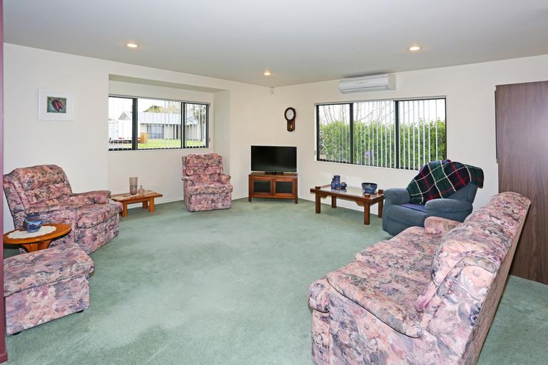 Photo of property in 7a Mcevoy Avenue, Tuakau, 2121