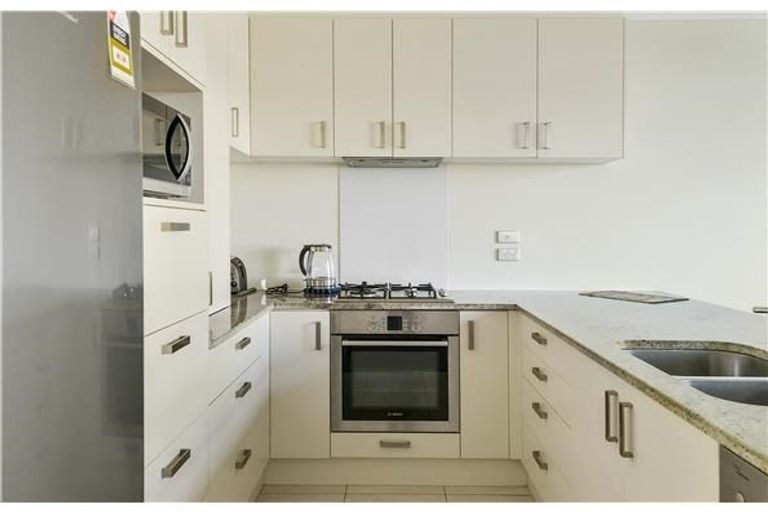 Photo of property in 4 Millcreek Lane, Northwood, Christchurch, 8051