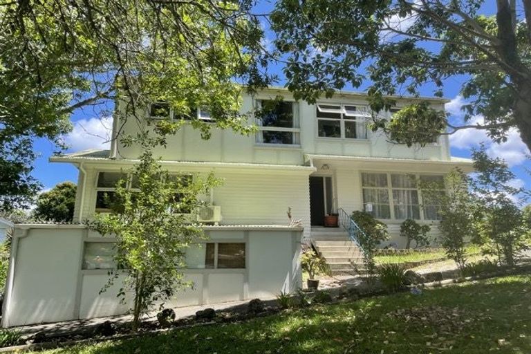 Photo of property in 34 Dellwood Avenue, Henderson, Auckland, 0612