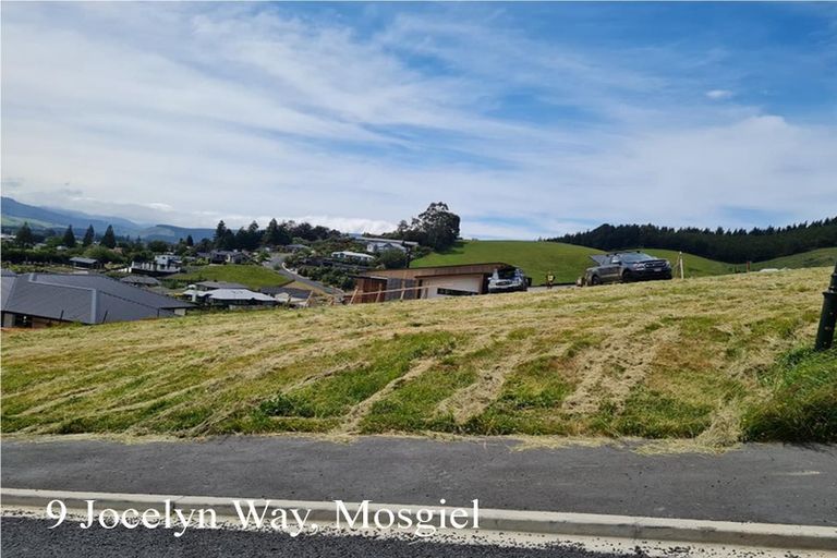 Photo of property in 18 Jocelyn Way, Mosgiel, 9024