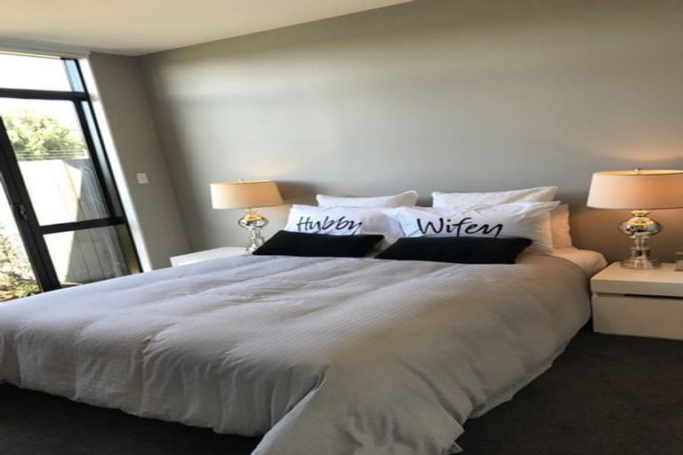 Photo of property in 17 Lieutenant Lane, Papakura, 2110