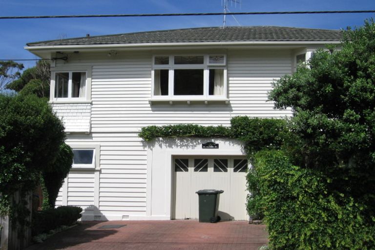 Photo of property in 51 Severn Street, Island Bay, Wellington, 6023