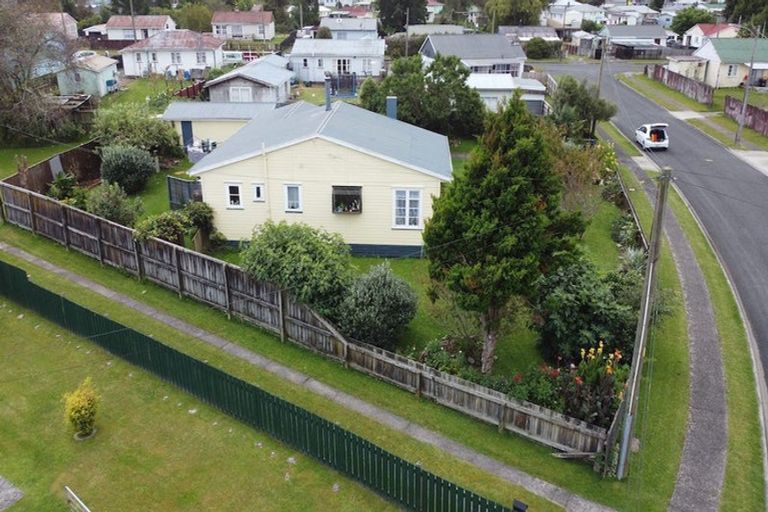 Photo of property in 2 Ettrick Place, Tokoroa, 3420