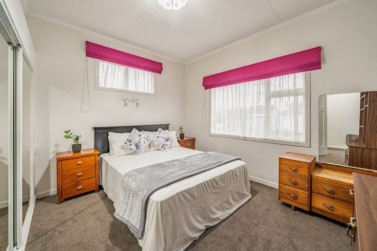 Photo of property in 18 Liverpool Street, Trentham, Upper Hutt, 5018