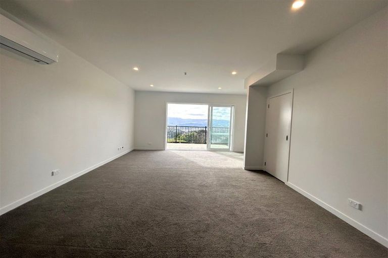 Photo of property in 5/30 Adventure Drive, Whitby, Porirua, 5024