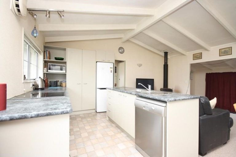 Photo of property in 109 Lorraine Place, Whangamata, 3620