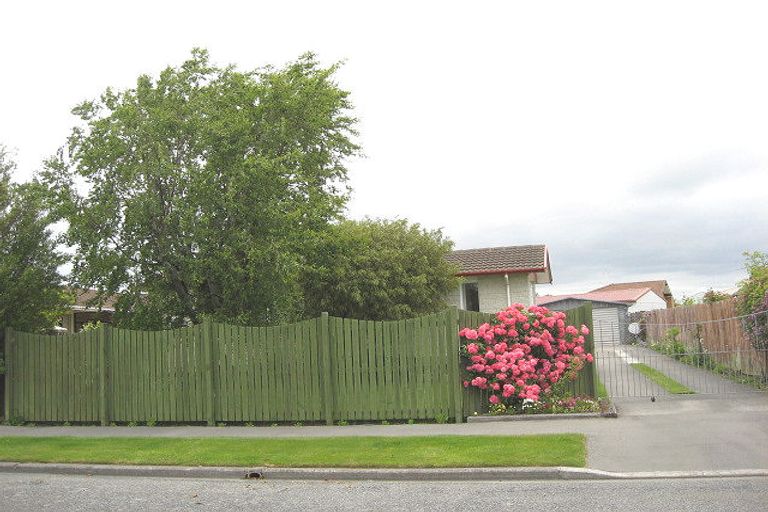 Photo of property in 29 Ingrid Street, Parklands, Christchurch, 8083
