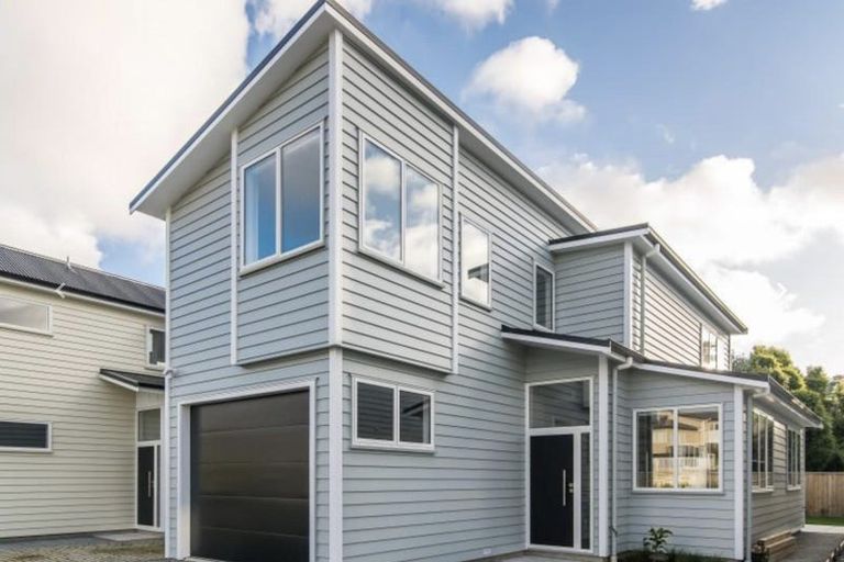 Photo of property in 24 Glide Lane, Whitby, Porirua, 5024