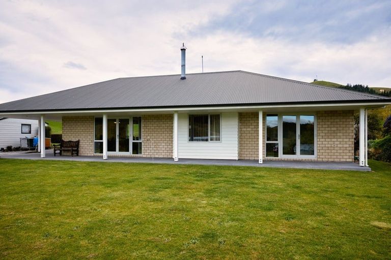 Photo of property in 66 Deer Park Road, Cheviot, 7310