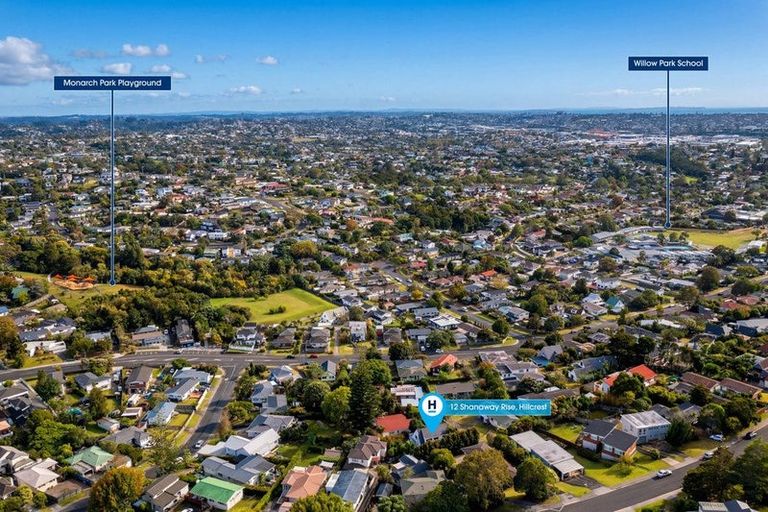 Photo of property in 1/12 Shanaway Rise, Hillcrest, Auckland, 0627