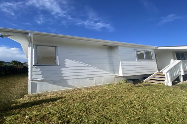 Photo of property in 80 Borich Road, Sunnyvale, Auckland, 0612