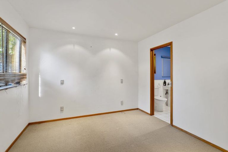 Photo of property in 39b Strowan Road, Strowan, Christchurch, 8052