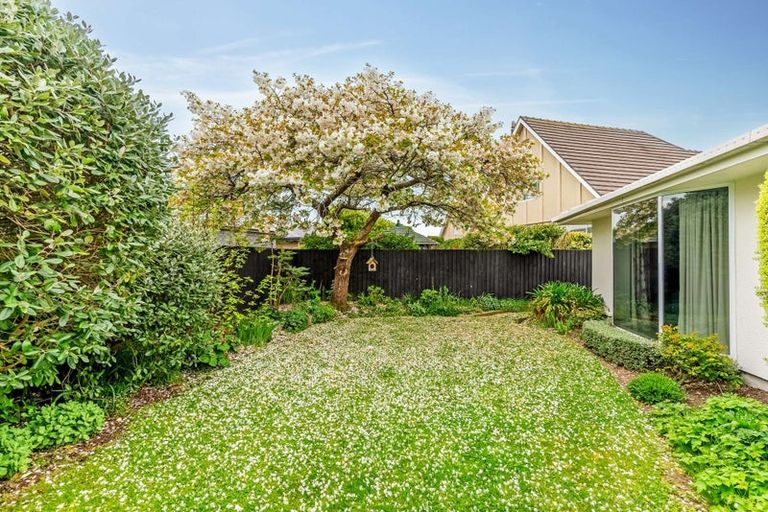 Photo of property in 25 Oregon Place, Burwood, Christchurch, 8061