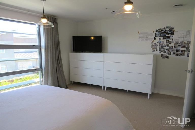 Photo of property in 2 Tiger Moth Street, Hobsonville, Auckland, 0616
