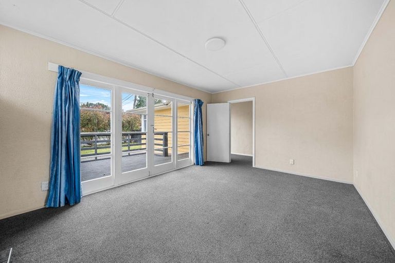 Photo of property in 11 River Road, Masterton, 5810