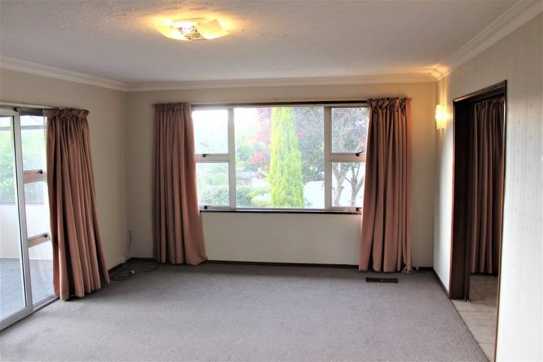 Photo of property in 40 Highland Place, Avonhead, Christchurch, 8042