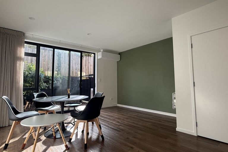 Photo of property in 18 Rara Lane, Manukau, Auckland, 2104