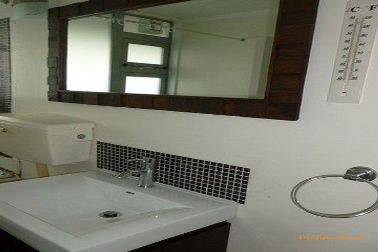 Photo of property in Mccallister Heights, 381u7 Adelaide Road, Newtown, Wellington, 6021