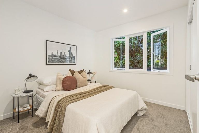 Photo of property in 17a Hamurana Place, Te Atatu Peninsula, Auckland, 0610