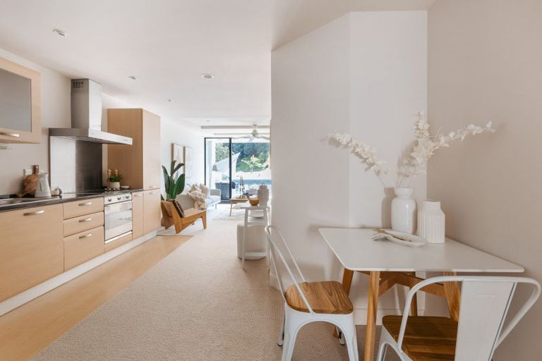 Photo of property in 16 Adams Avenue, Mount Maunganui, 3116