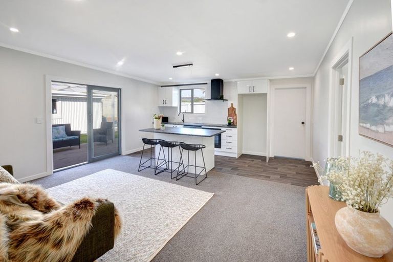 Photo of property in 76 Wesley Street, South Dunedin, Dunedin, 9012