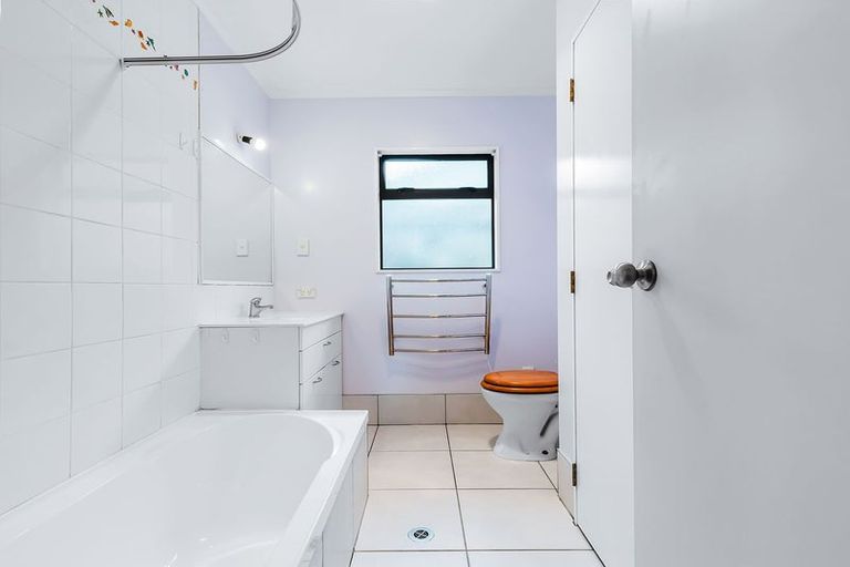 Photo of property in 1/31 Puriri Street, Hilltop, Taupo, 3330