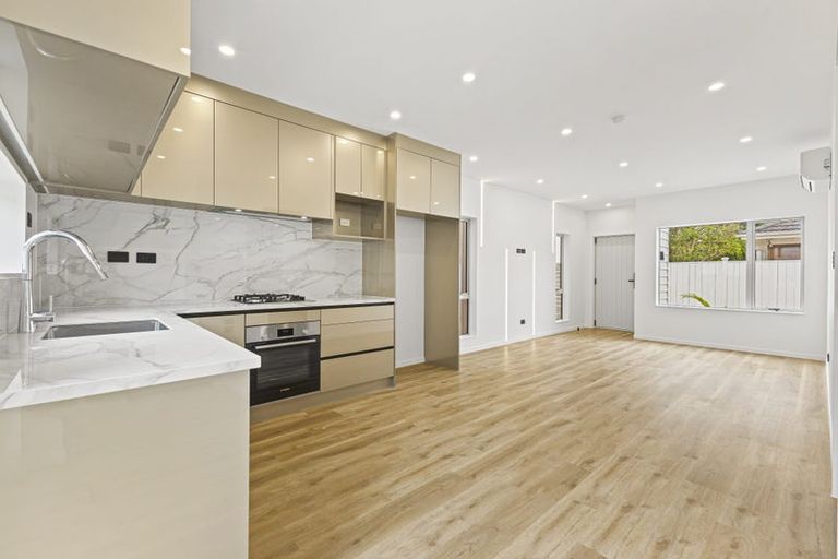 Photo of property in 3/9 Fairview Road, Papatoetoe, Auckland, 2025