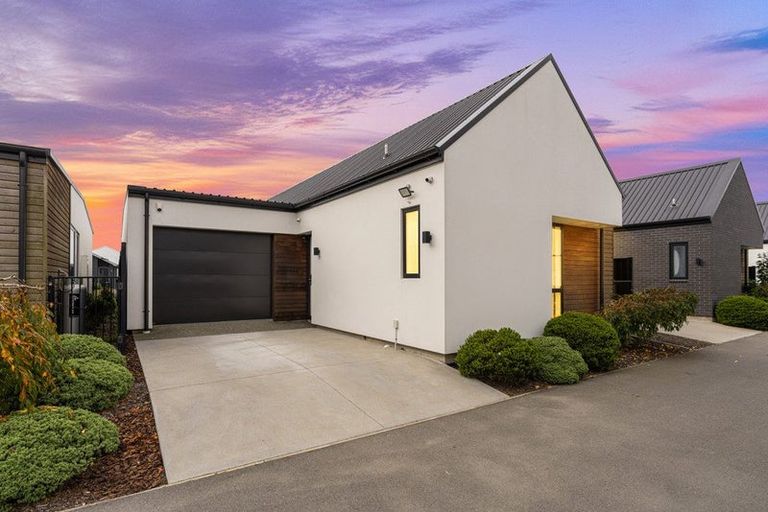 Photo of property in 17 Horoeka Street, Avonhead, Christchurch, 8042