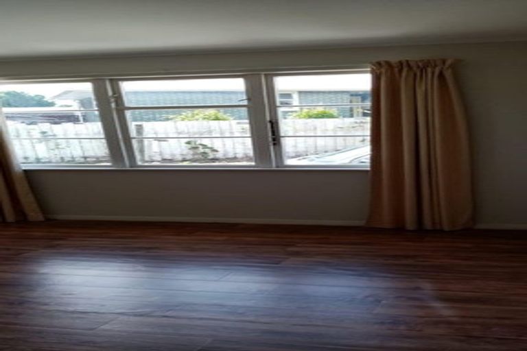 Photo of property in 23 Fleming Street, Manurewa East, Auckland, 2102